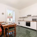 Trilocale Panoramico - Vista Mare Lägenhet