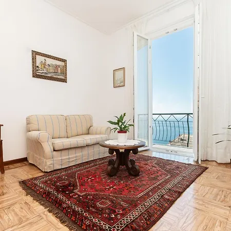 Trilocale Panoramico - Vista Mare Apartment *
