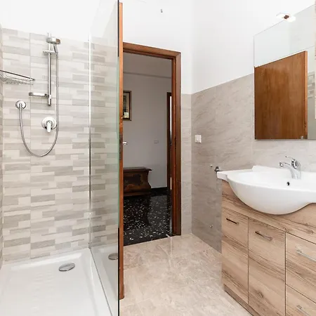 Trilocale Panoramico - Vista Mare Apartament *